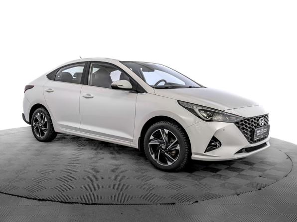Hyundai Solaris II Рестайлинг с пробегом 2022 года, цена 1 820 000 рублей, 84425 км, седан, Автокод Объявления