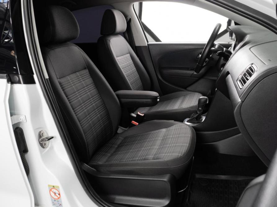 Volkswagen Polo V Рестайлинг Тюмень  - изображение 8