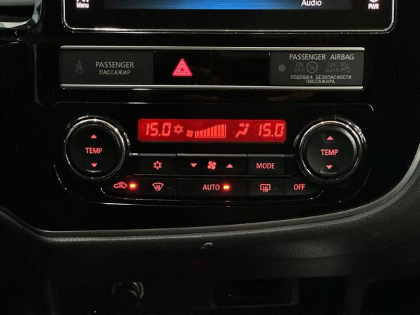 Mitsubishi Outlander III Рестайлинг 3 с пробегом 2018 года, цена 2 100 000 рублей, 172885 км, внедорожник, Автокод Объявления