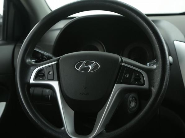 Hyundai Solaris I с пробегом 2011 года, цена 623 000 рублей, 206900 км, седан, Автокод Объявления