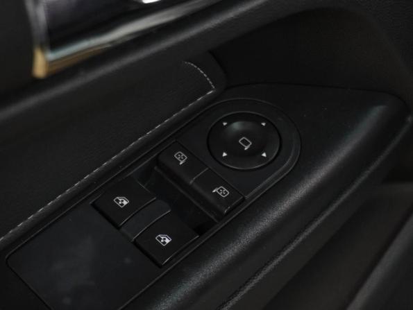 Opel Astra H Рестайлинг с пробегом 2012 года, цена 699 000 рублей, 274473 км, седан, Автокод Объявления