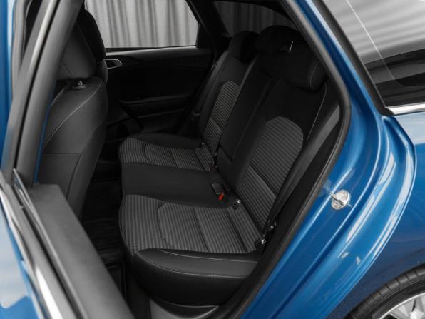 Kia Ceed III Рестайлинг с пробегом 2021 года, цена 2 270 000 рублей, 72623 км, универсал, Автокод Объявления