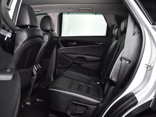 Kia Sorento III Prime Рестайлинг с пробегом 2018 года, цена 2 799 999 рублей, 120798 км, внедорожник, Автокод Объявления