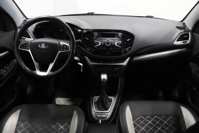 Lada (ВАЗ) Vesta I с пробегом 2020 года, цена 1 077 000 рублей, 132825 км, седан, Автокод Объявления