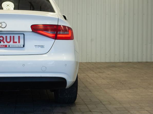 Audi A4 IV (B8) Рестайлинг с пробегом 2012 года, цена 1 250 000 рублей, 203021 км, седан, Автокод Объявления