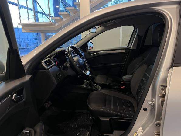 Renault Arkana I с пробегом 2019 года, цена 1 830 000 рублей, 61446 км, внедорожник, Автокод Объявления