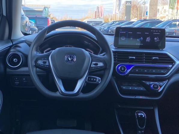 Changan Alsvin с пробегом 2023 года, цена 1 049 000 рублей, 37916 км, седан, Автокод Объявления
