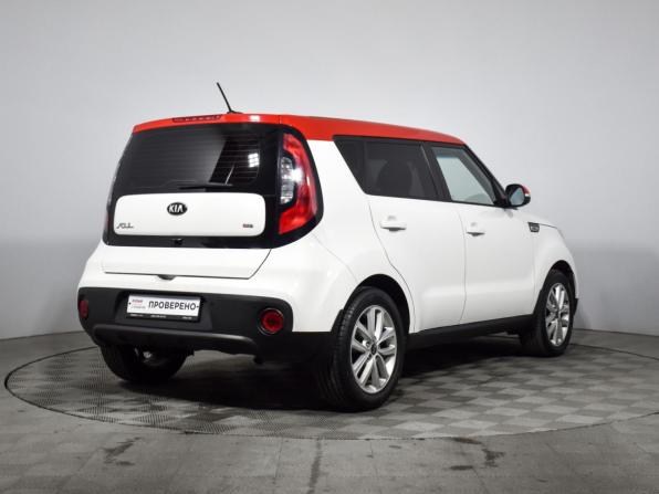 Kia Soul II Рестайлинг с пробегом 2018 года, цена 1 449 000 рублей, 89200 км, хэтчбек, Автокод Объявления