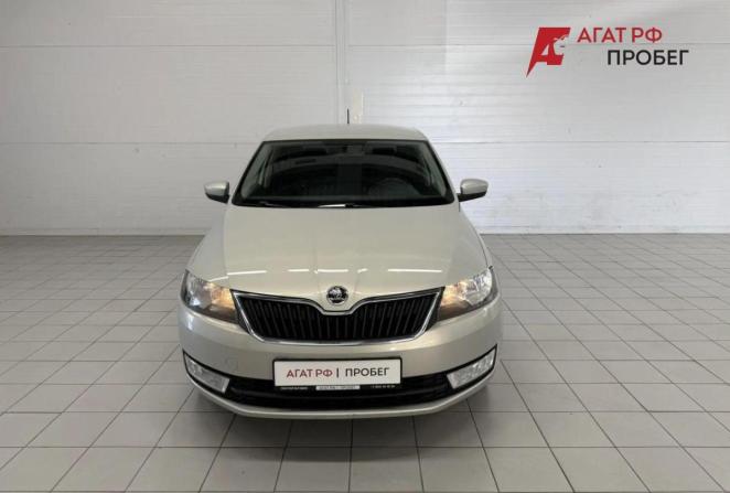 Skoda Rapid I с пробегом 2016 года, цена 1 050 000 рублей, 142952 км, лифтбек, Автокод Объявления