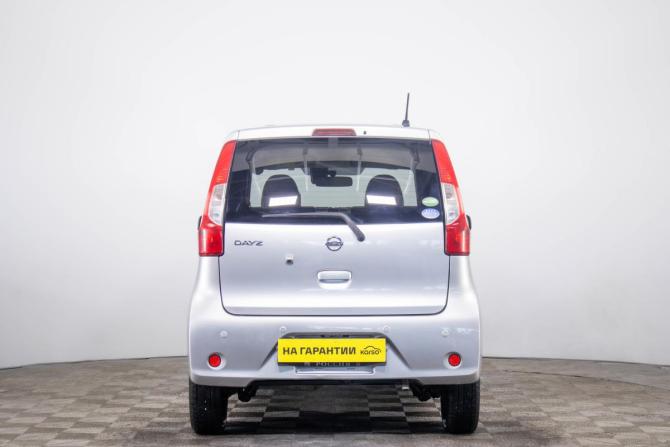 Nissan Dayz I Рестайлинг с пробегом 2018 года, цена 729 000 рублей, 109000 км, хэтчбек, Автокод Объявления
