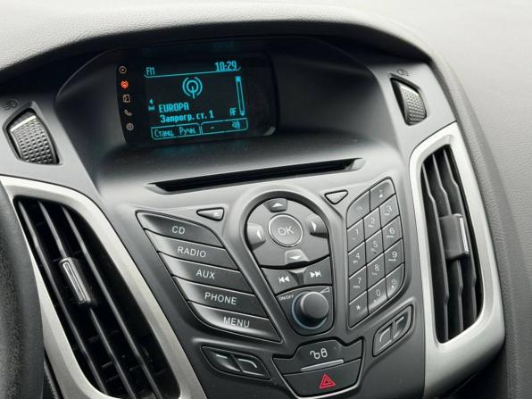 Ford Focus III с пробегом 2015 года, цена 887 000 рублей, 172906 км, хэтчбек, Автокод Объявления
