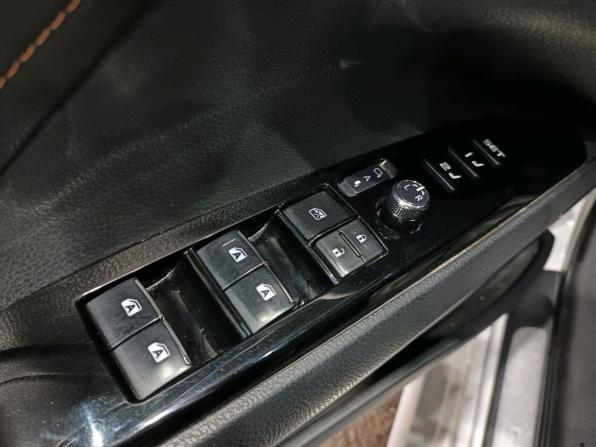 Toyota Camry VIII (XV70) с пробегом 2019 года, цена 2 099 000 рублей, 250550 км, седан, Автокод Объявления