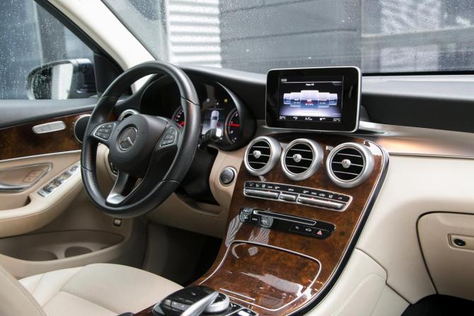 Mercedes-Benz GLC I (X253) с пробегом 2017 года, цена 3 155 000 рублей, 98571 км, внедорожник, Автокод Объявления