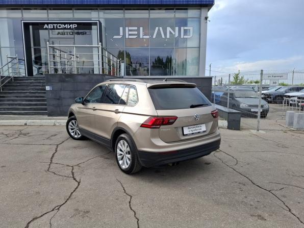 Volkswagen Tiguan II с пробегом 2019 года, цена 1 950 000 рублей, 199294 км, внедорожник, Автокод Объявления