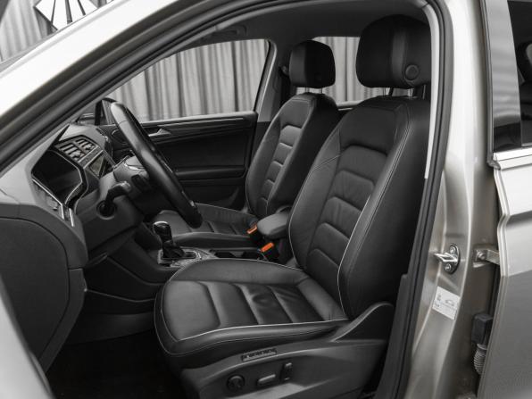 Volkswagen Tiguan II с пробегом 2018 года, цена 2 440 000 рублей, 102223 км, внедорожник, Автокод Объявления
