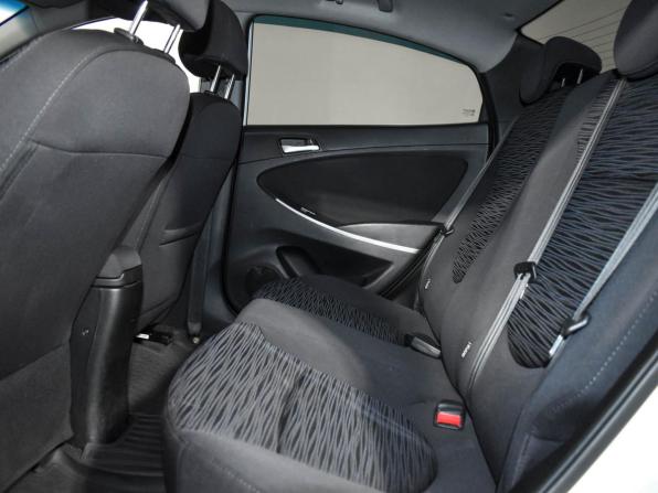 Hyundai Solaris I Рестайлинг с пробегом 2014 года, цена 575 000 рублей, 241176 км, седан, Автокод Объявления