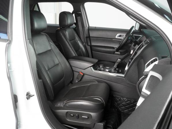 Ford Explorer V с пробегом 2015 года, цена 1 699 000 рублей, 140165 км, внедорожник, Автокод Объявления