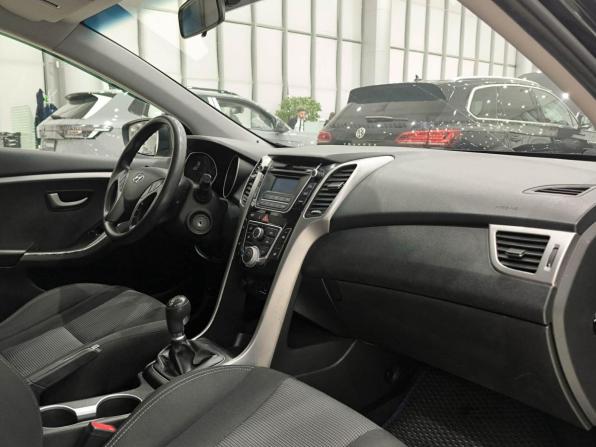 Hyundai i30 II с пробегом 2013 года, цена 830 000 рублей, 133001 км, хэтчбек, Автокод Объявления