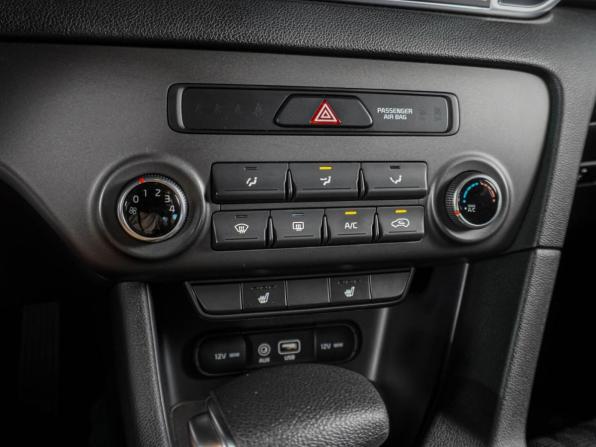 Kia Sportage IV Рестайлинг с пробегом 2018 года, цена 2 399 000 рублей, 23390 км, внедорожник, Автокод Объявления