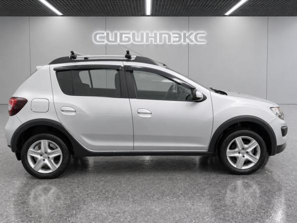 Renault Sandero II с пробегом 2017 года, цена 999 000 рублей, 19093 км, хэтчбек, Автокод Объявления