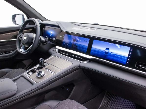 Geely Monjaro I Рестайлинг (China Market) с пробегом 2025 года, цена 3 690 000 рублей, 4129 км, внедорожник, Автокод Объявления
