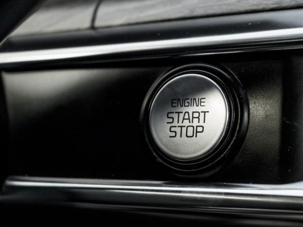 Kia K5 III с пробегом 2021 года, цена 2 085 000 рублей, 180518 км, седан, Автокод Объявления