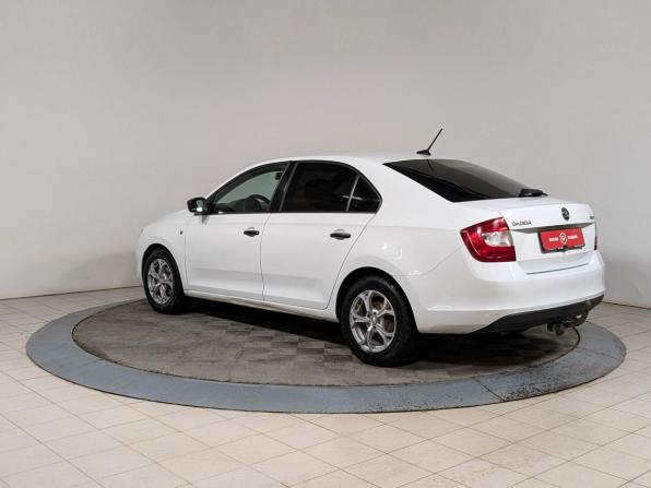 Skoda Rapid I с пробегом 2016 года, цена 699 900 рублей, 260000 км, лифтбек, Автокод Объявления
