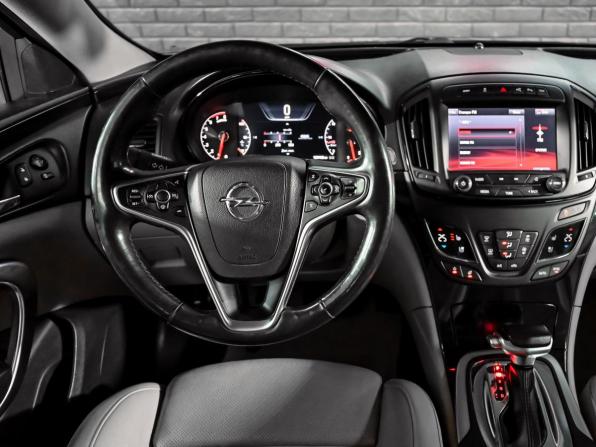 Opel Insignia I Рестайлинг с пробегом 2014 года, цена 1 350 000 рублей, 160180 км, хэтчбек, Автокод Объявления
