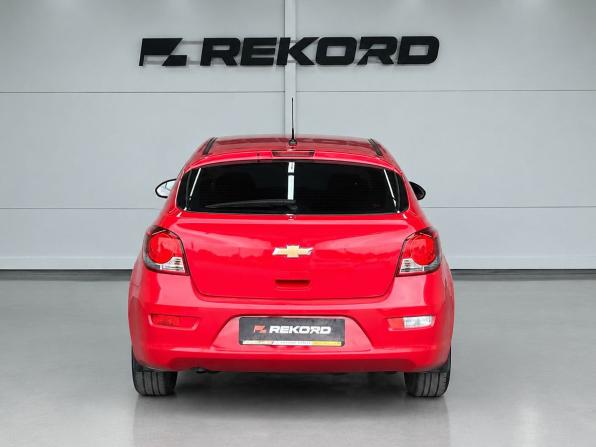 Chevrolet Cruze I Рестайлинг с пробегом 2013 года, цена 899 000 рублей, 127000 км, хэтчбек, Автокод Объявления