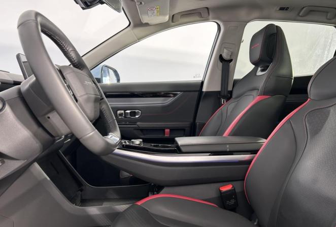 JETOUR DASHING I с пробегом 2024 года, цена 2 375 000 рублей, 9545 км, внедорожник, Автокод Объявления