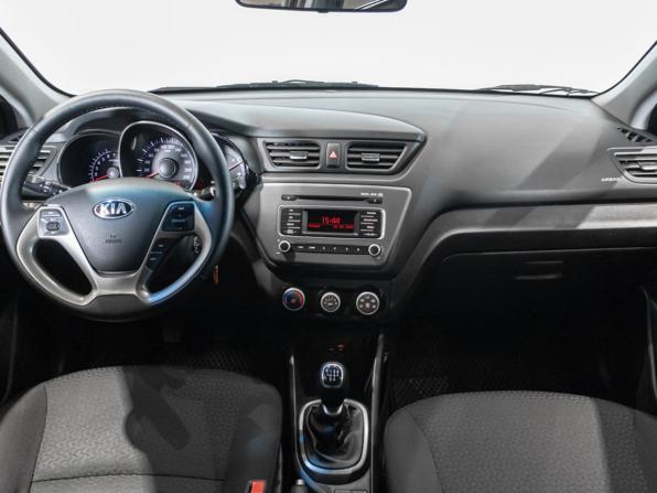 Kia Rio III Рестайлинг с пробегом 2017 года, цена 916 300 рублей, 164122 км, седан, Автокод Объявления