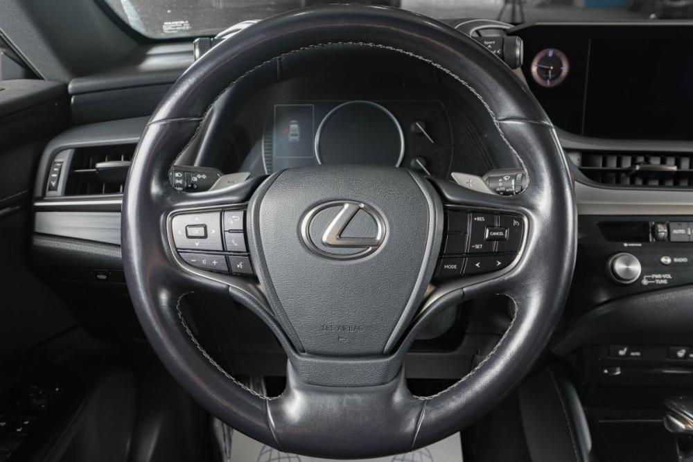 Lexus ES VII Тюмень  - изображение 14