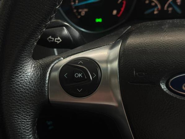 Ford Focus III с пробегом 2012 года, цена 820 000 рублей, 191053 км, хэтчбек, Автокод Объявления