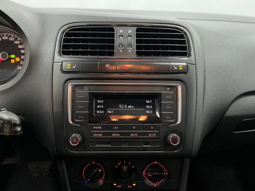 Volkswagen Polo V Рестайлинг Ростов-на-Дону  - изображение 11