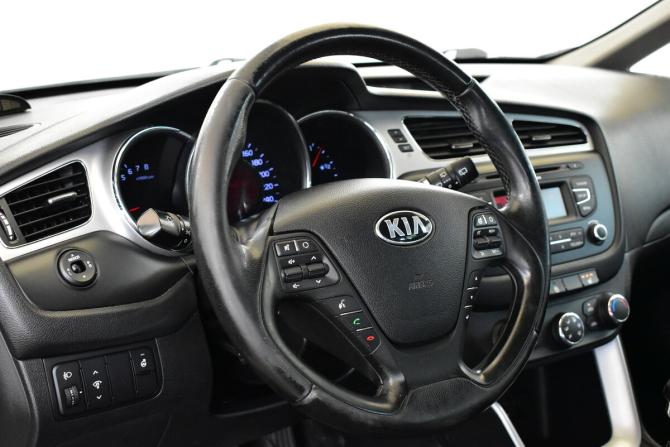 Kia Ceed II с пробегом 2014 года, цена 1 065 000 рублей, 163773 км, универсал, Автокод Объявления
