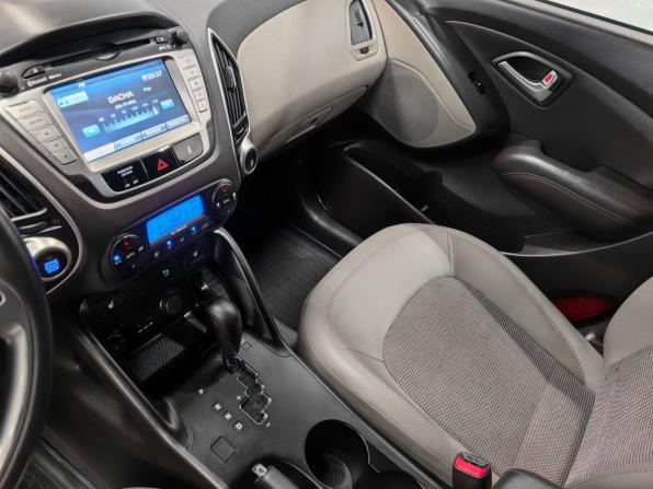 Hyundai ix35 I с пробегом 2012 года, цена 1 550 000 рублей, 105000 км, внедорожник, Автокод Объявления