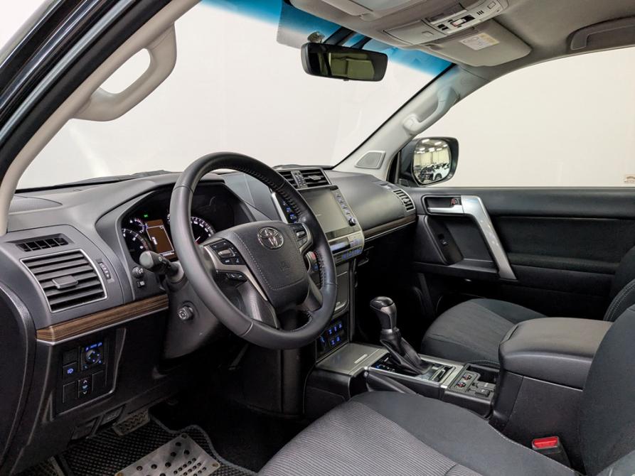 Toyota Land Cruiser Prado 150 Series Рестайлинг 3 Москва  - изображение 30