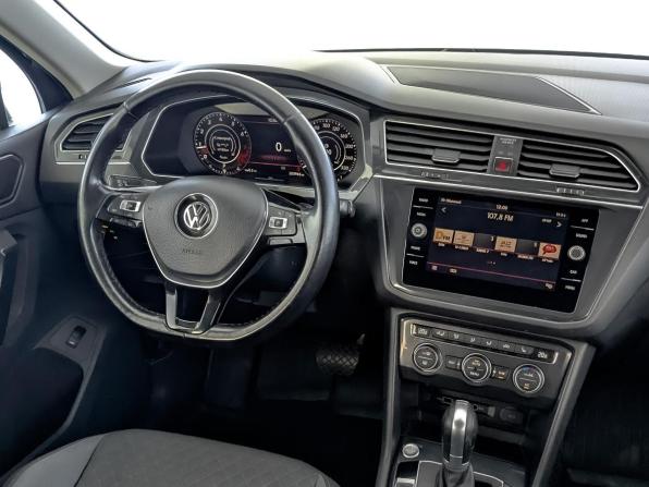 Volkswagen Tiguan II с пробегом 2017 года, цена 1 775 000 рублей, 203910 км, внедорожник, Автокод Объявления