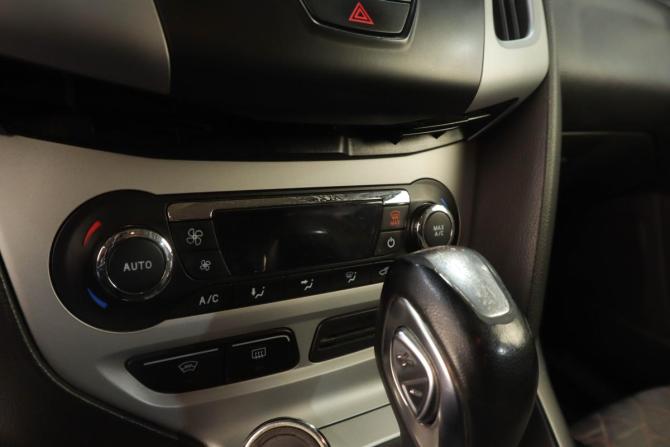 Ford Focus III с пробегом 2014 года, цена 829 000 рублей, 207000 км, хэтчбек, Автокод Объявления