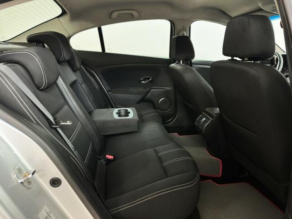 Renault Fluence I с пробегом 2013 года, цена 640 000 рублей, 231912 км, седан, Автокод Объявления