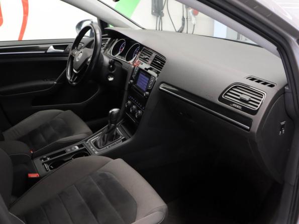 Volkswagen Golf VII с пробегом 2015 года, цена 1 475 000 рублей, 116550 км, хэтчбек, Автокод Объявления