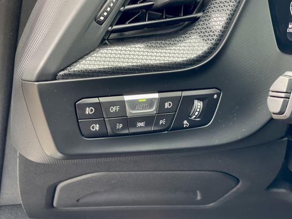 BMW 1 серии III (F40) с пробегом 2019 года, цена 3 549 000 рублей, 94433 км, хэтчбек, Автокод Объявления