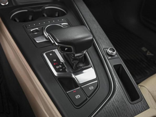 Audi A5 II (F5) с пробегом 2016 года, цена 2 198 000 рублей, 218164 км, лифтбек, Автокод Объявления