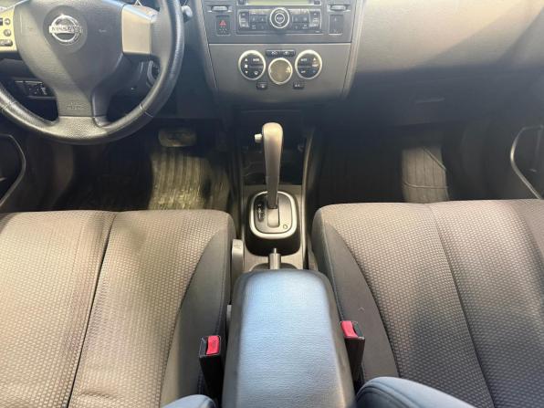 Nissan Tiida I с пробегом 2007 года, цена 565 000 рублей, 285000 км, хэтчбек, Автокод Объявления