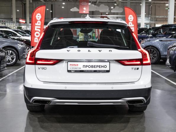 Volvo V90 Cross Country I с пробегом 2018 года, цена 3 129 700 рублей, 124834 км, универсал, Автокод Объявления
