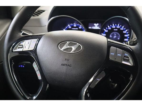 Hyundai ix35 I Рестайлинг с пробегом 2014 года, цена 1 289 000 рублей, 171800 км, внедорожник, Автокод Объявления