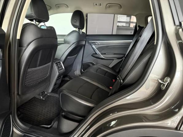 Geely Atlas Pro с пробегом 2023 года, цена 1 950 000 рублей, 66997 км, внедорожник, Автокод Объявления