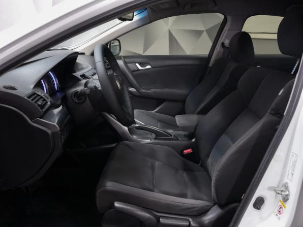 Honda Accord VIII Рестайлинг с пробегом 2012 года, цена 1 295 000 рублей, 234277 км, седан, Автокод Объявления