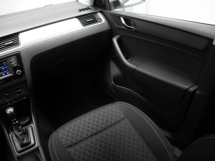Skoda Rapid I Москва  - изображение 23