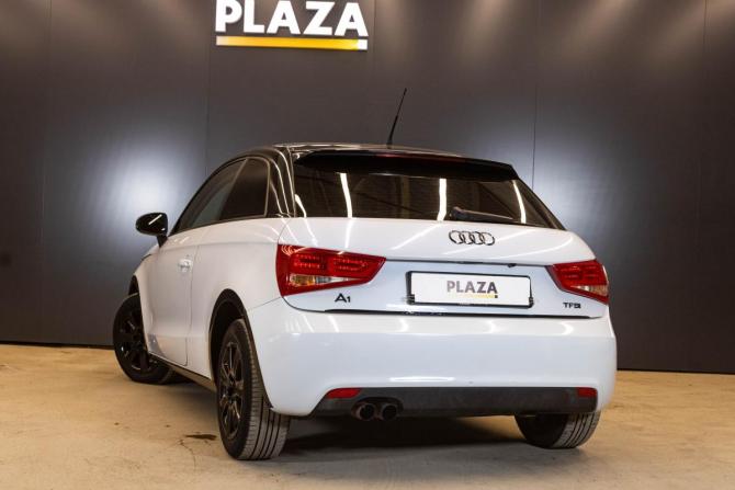 Audi A1 I (8X) с пробегом 2011 года, цена 929 000 рублей, 150687 км, хэтчбек, Автокод Объявления